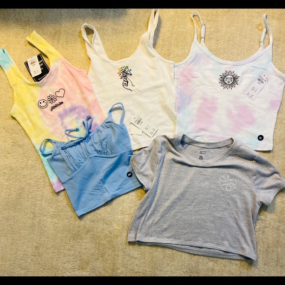 Hollister Girls Tank Tops (5) - Picture 2 of 7